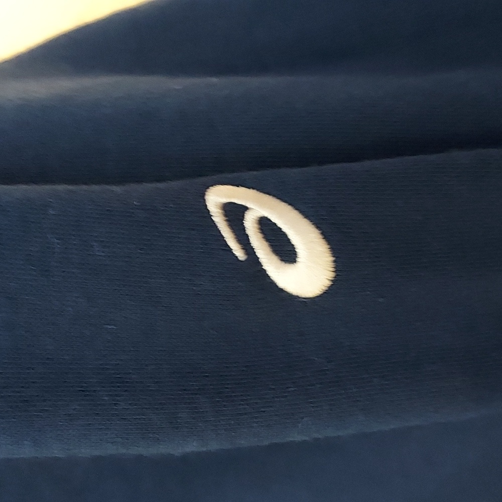 Asics Unisex Sunday Sana Fleece Hoodie - Picture 5 of 13